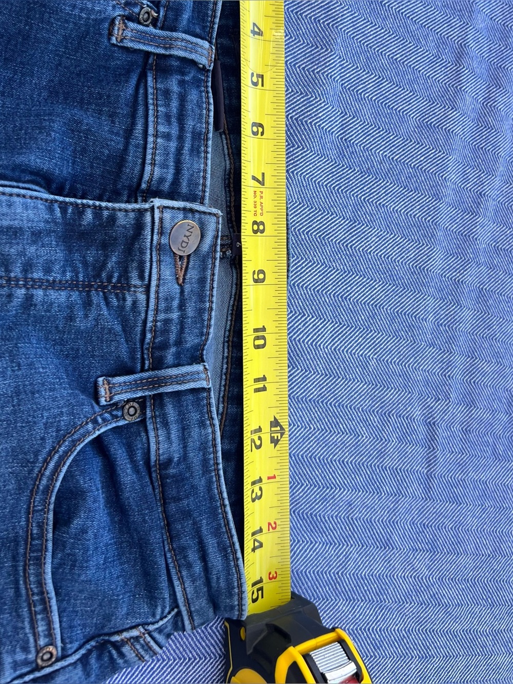 NYDJ Women's Dark Blue Slim Straight Jeans, size 6 - Picture 3 of 6